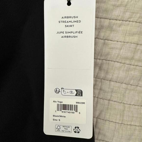 NWT Alo Airbrush Streamlined Lined Mini Skirt Black/White Size S - Picture 6 of 8